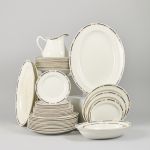 1056 2559 DINNER SET